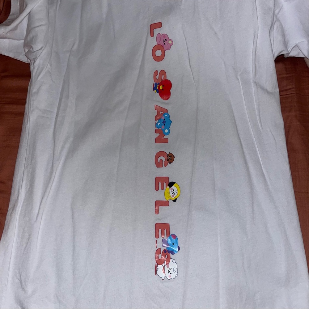 BT21 BTS Line Friends LA Tee, S